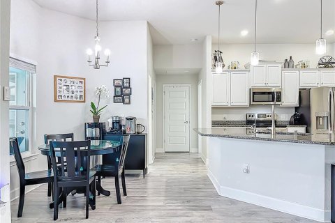 Casa en venta en Port Charlotte, Florida, 4 dormitorios, 210.7 m2 № 1796566 - foto 25