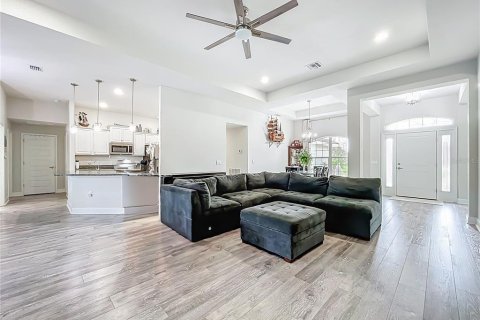 Casa en venta en Port Charlotte, Florida, 4 dormitorios, 210.7 m2 № 1796566 - foto 17