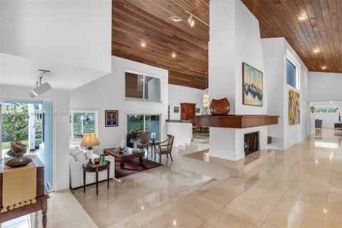 Villa ou maison à vendre à Miami, Floride: 6 chambres, 475.29 m2 № 1480762 - photo 12