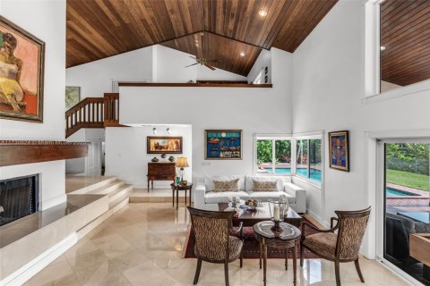 Villa ou maison à vendre à Miami, Floride: 6 chambres, 475.29 m2 № 1480762 - photo 14