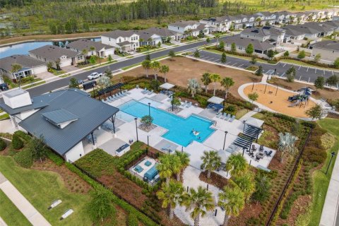 Townhouse in Lutz, Florida 3 bedrooms, 154.87 sq.m. № 1673222 - photo 27