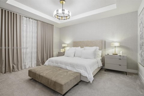 Купить виллу или дом в Майами-Лейкс, Флорида 5 спален, 283.35м2, № 2045885 - фото 16