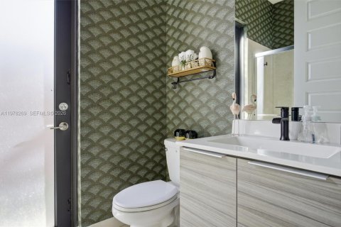 Купить виллу или дом в Майами-Лейкс, Флорида 5 спален, 283.35м2, № 2045885 - фото 24