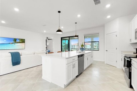 Townhouse in Bradenton, Florida 3 bedrooms, 196.02 sq.m. № 2167040 - photo 24