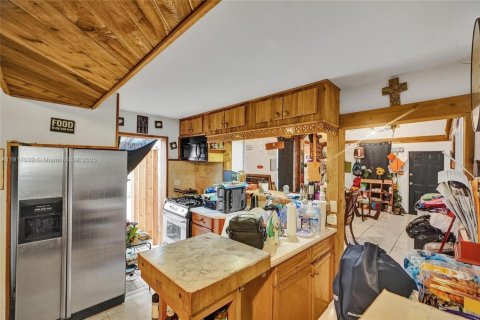 Купить коммерческую недвижимость в Холливуд, Флорида 83.15м2, № 1974443 - фото 27