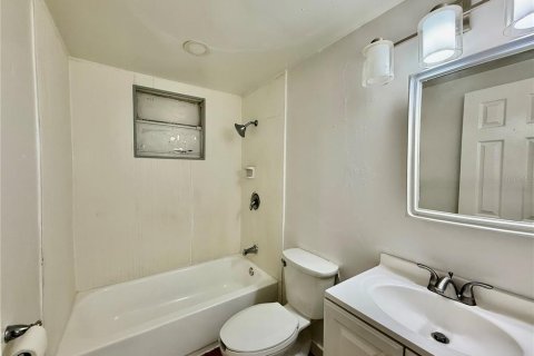 Villa ou maison à louer à Orlando, Floride: 2 chambres, 73.95 m2 № 1906872 - photo 8
