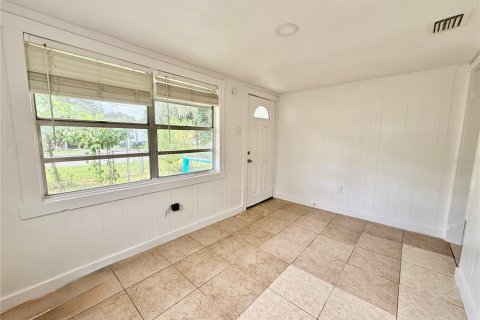 Villa ou maison à louer à Orlando, Floride: 2 chambres, 73.95 m2 № 1906872 - photo 6