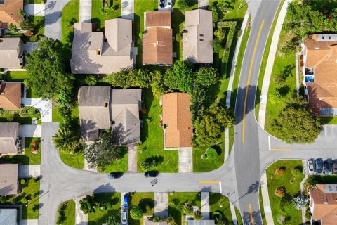 Casa en venta en Delray Beach, Florida, 3 dormitorios, 159.7 m2 № 2053776 - foto 4