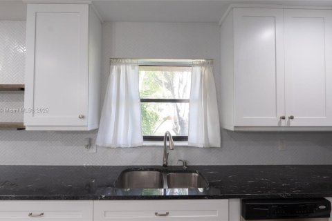 Casa en venta en Delray Beach, Florida, 3 dormitorios, 159.7 m2 № 2053776 - foto 16