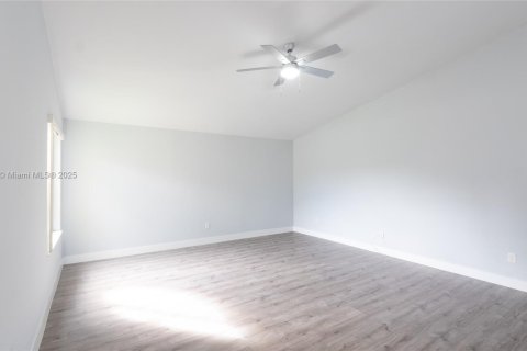 Casa en venta en Delray Beach, Florida, 3 dormitorios, 159.7 m2 № 2053776 - foto 12