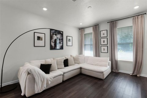 Townhouse in Oakland, Florida 2 bedrooms, 136.75 sq.m. № 1914144 - photo 5