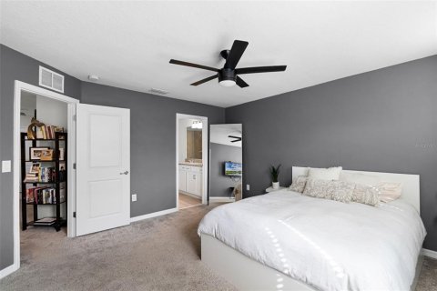 Townhouse in Oakland, Florida 2 bedrooms, 136.75 sq.m. № 1914144 - photo 25