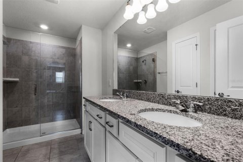 Townhouse in Oakland, Florida 2 bedrooms, 136.75 sq.m. № 1914144 - photo 30