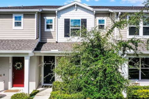 Townhouse in Oakland, Florida 2 bedrooms, 136.75 sq.m. № 1914144 - photo 2