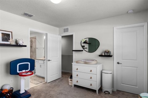 Townhouse in Oakland, Florida 2 bedrooms, 136.75 sq.m. № 1914144 - photo 21