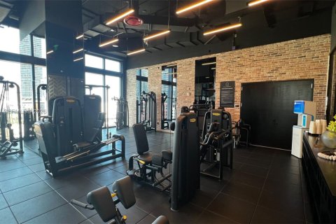 Condominio en venta en Miami, Florida, 1 dormitorio, 41.06 m2 № 2000050 - foto 10