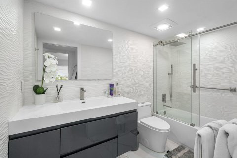Copropriété à louer à Boca Raton, Floride: 2 chambres, 83.24 m2 № 2428618 - photo 17