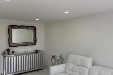 Copropriété à louer à Boca Raton, Floride: 2 chambres, 83.24 m2 № 2428618 - photo 2