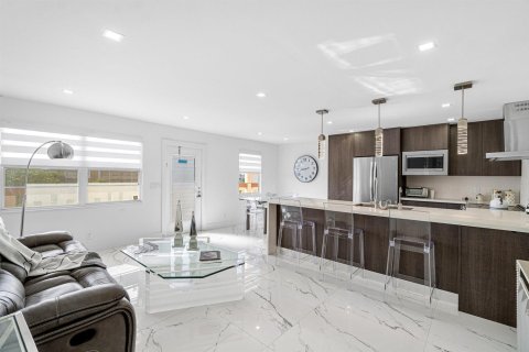 Copropriété à louer à Boca Raton, Floride: 2 chambres, 83.24 m2 № 2428618 - photo 11