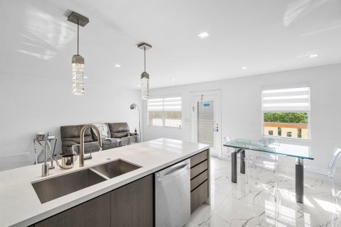 Copropriété à louer à Boca Raton, Floride: 2 chambres, 83.24 m2 № 2428618 - photo 15