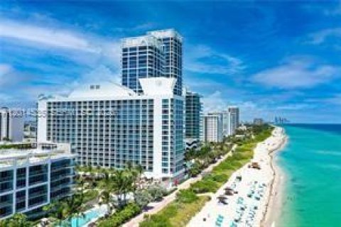 Condo in Miami Beach, Florida, 1 bedroom  № 2076295
