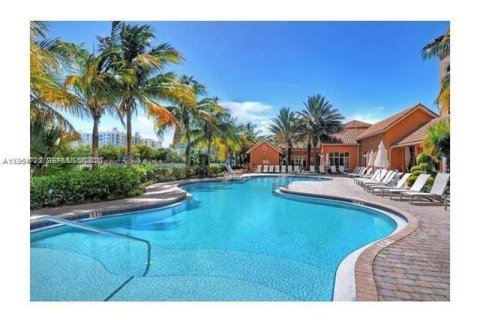 Condominio en alquiler en Aventura, Florida, 3 dormitorios, 169.45 m2 № 2026062 - foto 16