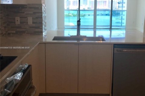 Condominio en alquiler en Aventura, Florida, 3 dormitorios, 169.45 m2 № 2026062 - foto 4