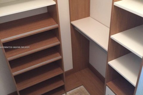 Condominio en alquiler en Aventura, Florida, 3 dormitorios, 169.45 m2 № 2026062 - foto 8