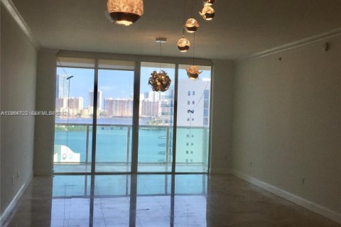 Condominio en alquiler en Aventura, Florida, 3 dormitorios, 169.45 m2 № 2026062 - foto 6