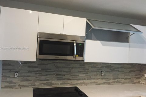 Condominio en alquiler en Aventura, Florida, 3 dormitorios, 169.45 m2 № 2026062 - foto 9