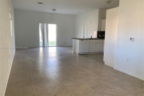 Condo in Homestead, Florida, 3 bedrooms  № 2053000 - photo 3