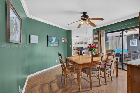 Casa en venta en Plantation, Florida, 4 dormitorios, 256.69 m2 № 2383077 - foto 15