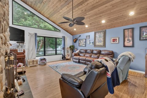Casa en venta en Plantation, Florida, 4 dormitorios, 256.69 m2 № 2383077 - foto 23