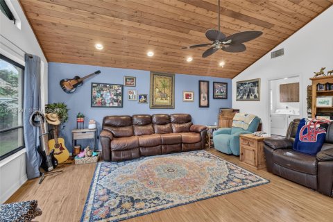 Casa en venta en Plantation, Florida, 4 dormitorios, 256.69 m2 № 2383077 - foto 22