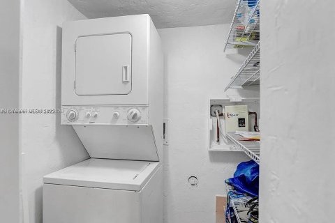 Condominio en venta en Miami Beach, Florida, 1 dormitorio, 59.46 m2 № 2008755 - foto 14