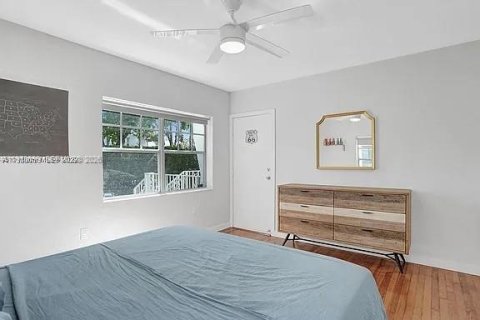 Condominio en venta en Miami Beach, Florida, 1 dormitorio, 59.46 m2 № 2008755 - foto 9