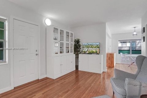 Condominio en venta en Miami Beach, Florida, 1 dormitorio, 59.46 m2 № 2008755 - foto 27