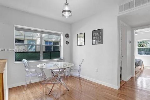 Condominio en venta en Miami Beach, Florida, 1 dormitorio, 59.46 m2 № 2008755 - foto 4