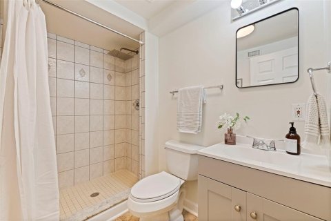 Casa en venta en Saint Petersburg, Florida, 4 dormitorios, 187.29 m2 № 2221059 - foto 15