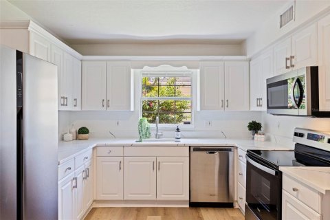 Casa en venta en Saint Petersburg, Florida, 4 dormitorios, 187.29 m2 № 2221059 - foto 11