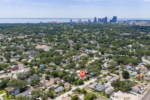 Casa en venta en Saint Petersburg, Florida, 4 dormitorios, 187.29 m2 № 2221059 - foto 3