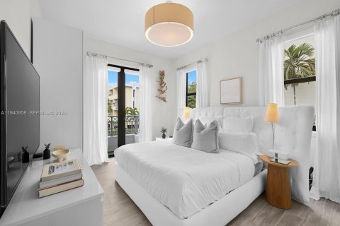 Condominio en venta en South Miami, Florida, 3 dormitorios, 176.7 m2 № 1998654 - foto 15