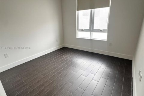 Adosado en venta en Doral, Florida, 4 dormitorios, 172.98 m2 № 2000394 - foto 24