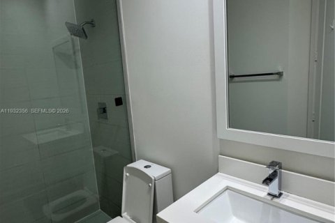 Adosado en venta en Doral, Florida, 4 dormitorios, 172.98 m2 № 2000394 - foto 12