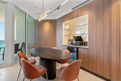 Снять в аренду кондоминиум в Санни-Айлс-Бич, Флорида 3 спальни, 169.08м2, № 2034912 - фото 12