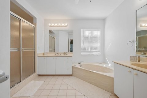 Condo in Bradenton, Florida, 3 bedrooms  № 2195871 - photo 21