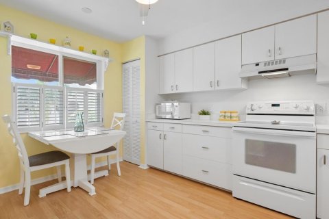 Condo in Bradenton, Florida, 3 bedrooms  № 2195871 - photo 14