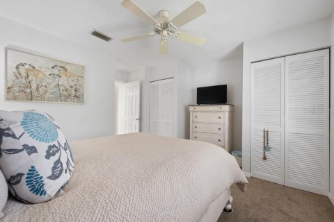 Condo in Bradenton, Florida, 3 bedrooms  № 2195871 - photo 22
