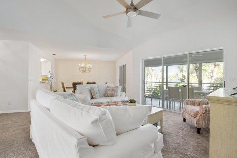Condo in Bradenton, Florida, 3 bedrooms  № 2195871 - photo 8