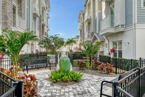 Touwnhouse à louer à Sarasota, Floride: 3 chambres, 225.1 m2 № 2093816 - photo 3